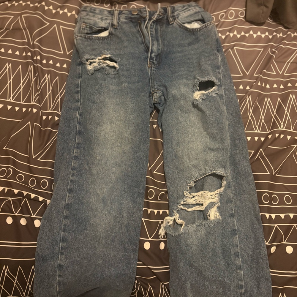 H&M Blue Distressed Straight Leg Women Jeans